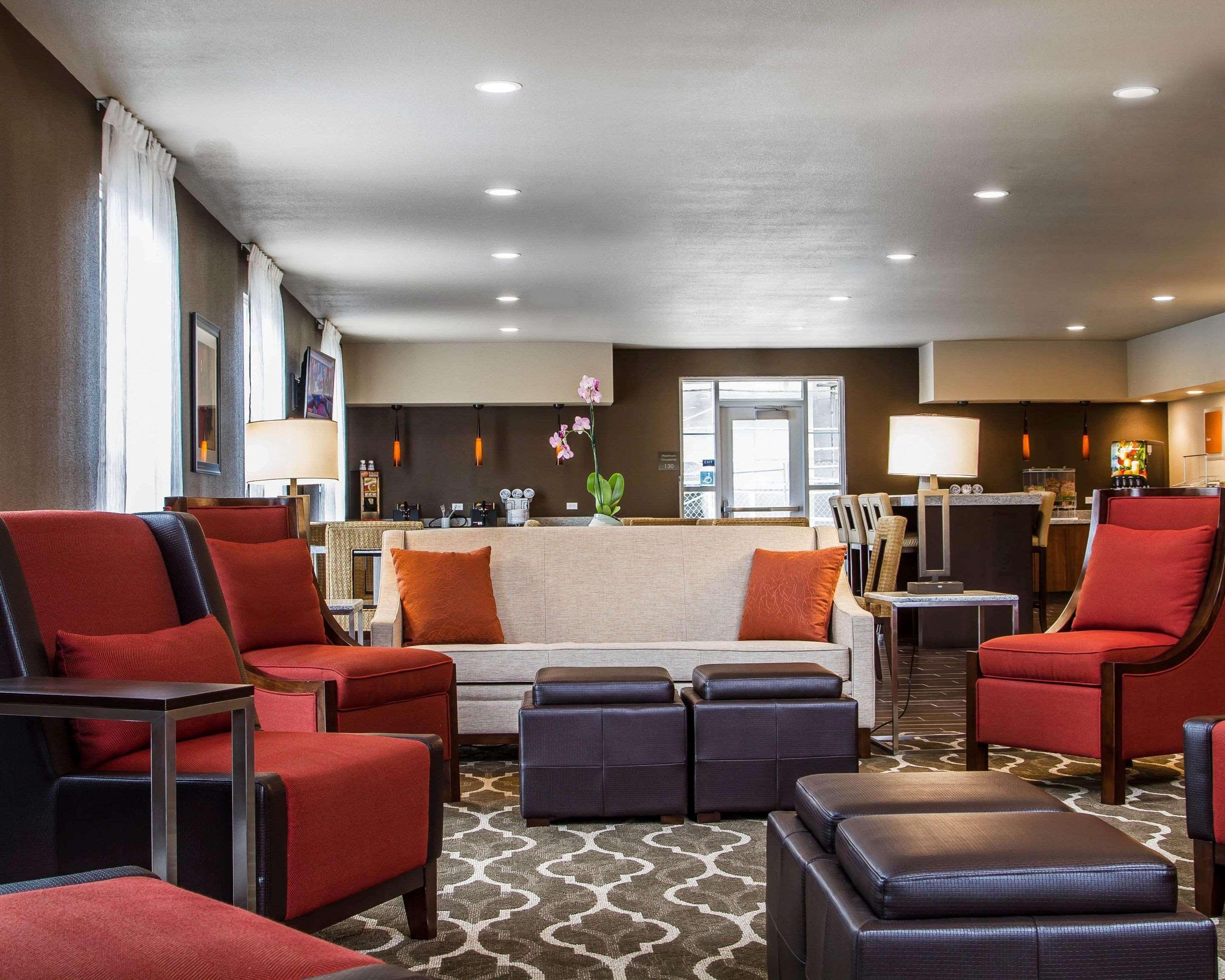 Comfort Suites Woodland - Sacramento Airport Экстерьер фото